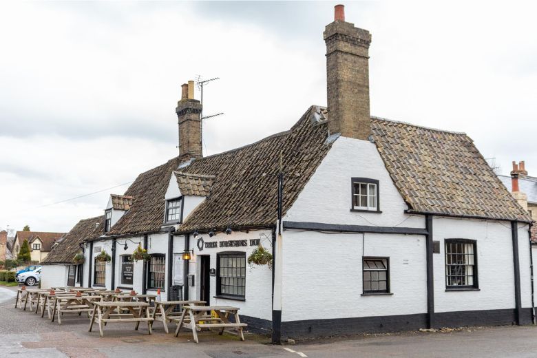 Three Horseshoes Inn, Houghton - walks around St Ives, Cambridgeshire