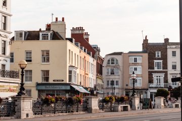 View of the restaurants at The Parade, Margate - featured image for Margate to Broadstairs Walk Viking Coastal Trail via Botany Bay & Kingsgate Bay