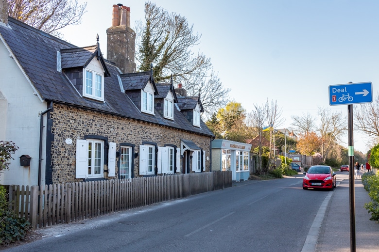 Beautiful cottage in Kingsdown just before turning right towards Walmer and Deal - walk from Dover to Deal